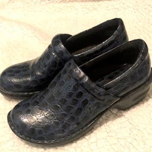 Boc ladies shoes/ nursing clog  - size 8.5 medium